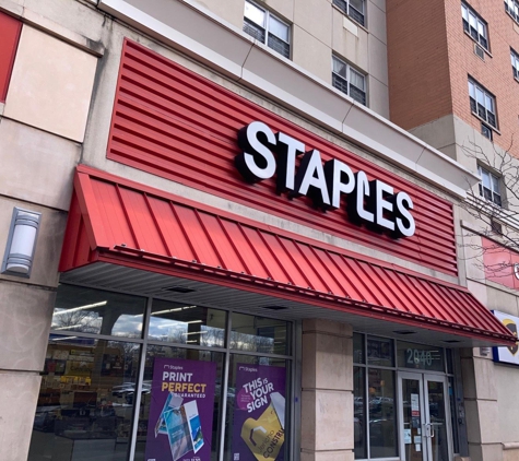 Staples - Bronx, NY