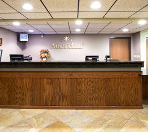 AmericInn - New London, WI