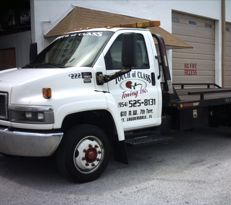 A Touch Of Class Towing - Fort Lauderdale, FL