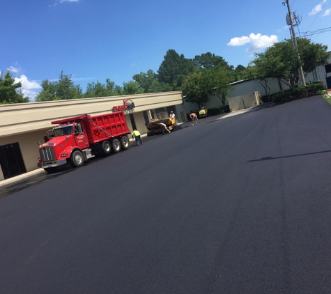 Tom Lovell Asphalt Paving - Elkmont, AL