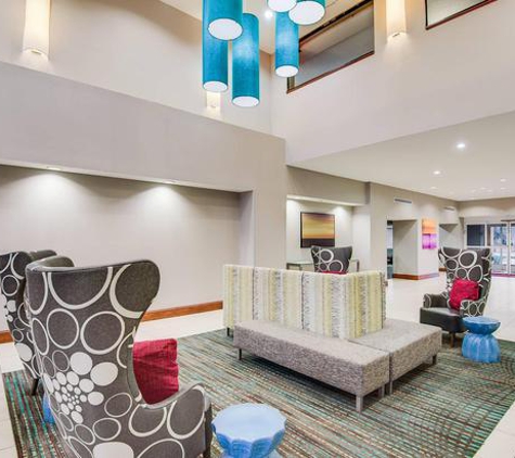 Residence Inn Orlando Airport - Orlando, FL