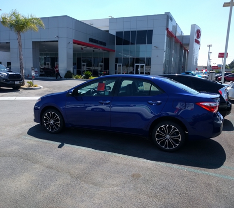 Northridge Toyota - Northridge, CA. Large selection on used vehicles. Also big red tag for extra savings!