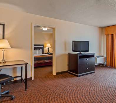 Best Western Luxury Inn - Tracy, CA