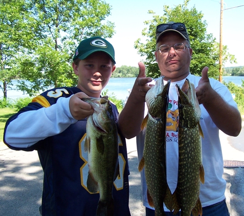 Anglin' Adventures Fishing Guide Service - Oshkosh, WI