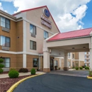 Comfort Suites Near I-80 and I-94 - Motels