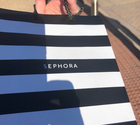 Sephora - Rogers, AR