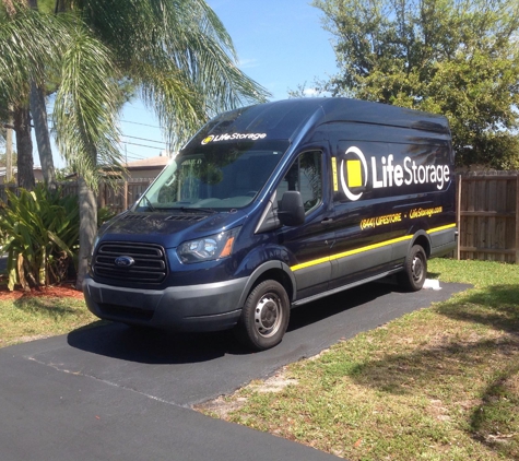 Life Storage - Hollywood, FL