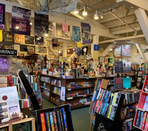 Garden District Book Shop - New Orleans, LA