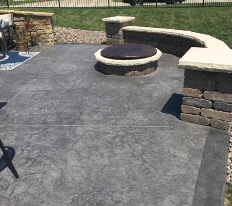 Custom Outdoor Solutions - Lees Summit, MO