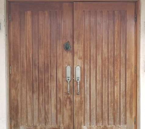 Joe's Custom Wood Finishing - Miami, FL. Before Joe's refinished my doors.