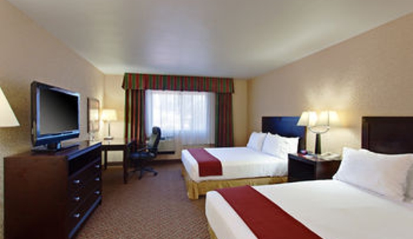 Holiday Inn Express Temecula - Temecula, CA