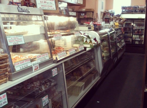 Bommarito Bakery & Wines - Saint Clair Shores, MI