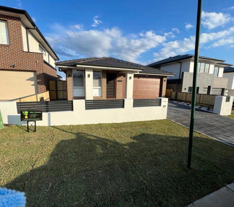Dirt 2 Dazzle Landscaping. By Sahara Gardens - The Ponds, NSW