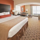 La Quinta Inn & Suites Columbus, IN - Hotels