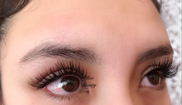 Mini Beauty Eyelash - Pasadena, CA