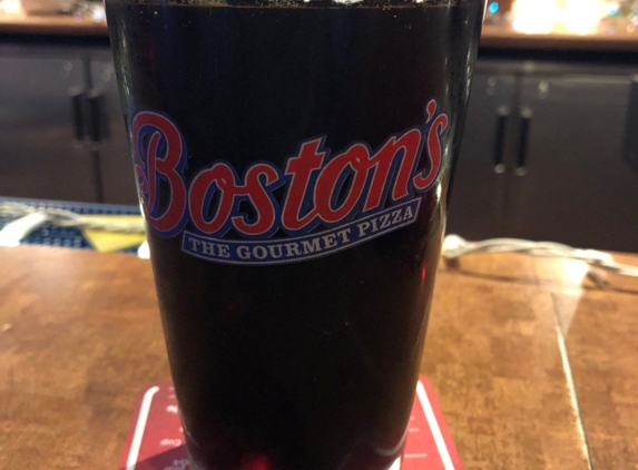 Boston's Restaurant & Sports Bar - Bellingham, WA