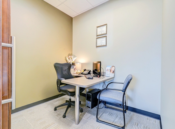 Pinewood Family Dental - Marysville, WA. Consulting room at Marysville dentist Pinewood Family Dental