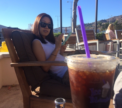 The Coffee Bean & Tea Leaf - Malibu, CA