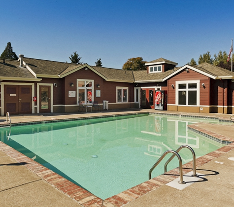 Summer Creek Apartments - Tigard, OR