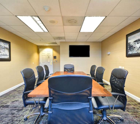 Homewood Suites by Hilton Dulles Int'l Airport - Herndon, VA