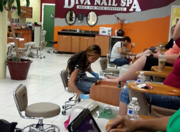 Diva Nails Spa - Marietta, GA