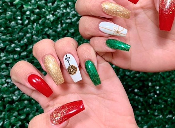 Dripped Nail & Spa - Houston, TX