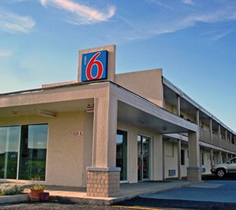 Motel 6 - Sulphur Springs, TX