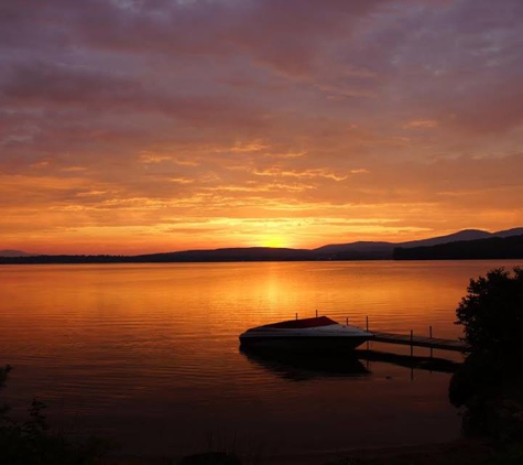 The Lake House At Ferry Point Inn - Sanbornton, NH