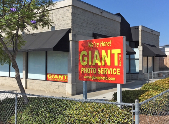 Giant Photo Service - San Diego, CA