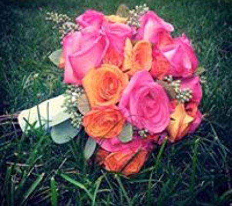 Floral Fantacies - Specializing in Flowers for Events