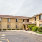 Super 8 by Wyndham Germantown/Milwaukee