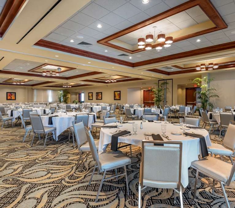 Best Western Plus Oswego Hotel and Conference Center - Oswego, NY