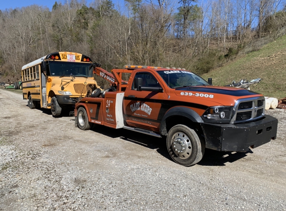 Akers Towing - Virgie, KY