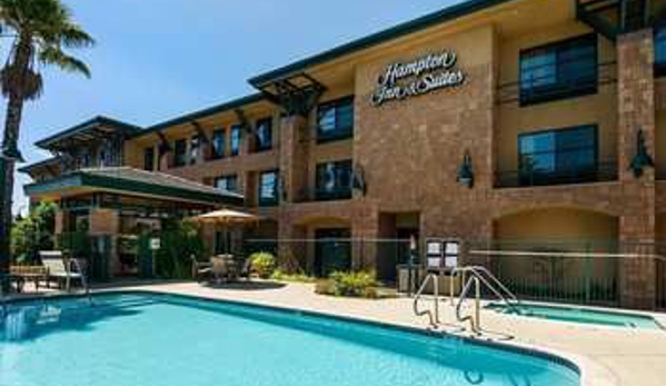 Hampton Inn & Suites Agoura Hills - Agoura Hills, CA