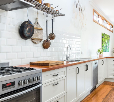 Balnei & Colina - Leichhardt, NSW