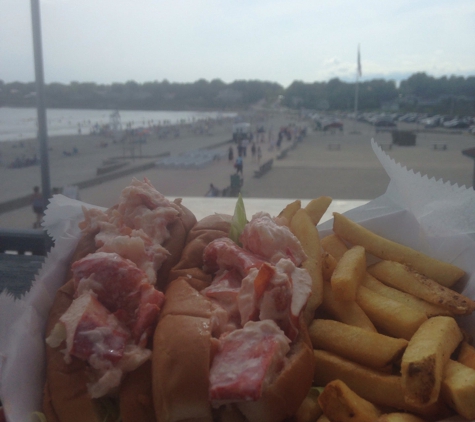 Easton's Beach Snack Bar - Newport, RI