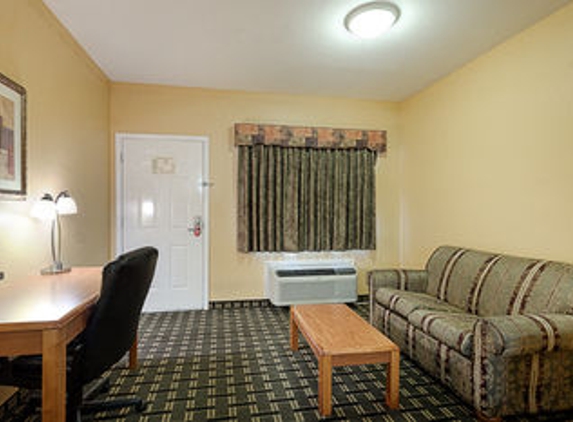 Econo Lodge - Horn Lake, MS