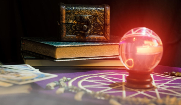 Psychic Love Tarot Readings - Tampa, FL