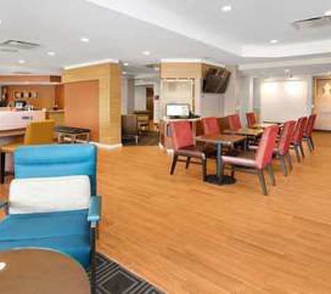 TownePlace Suites Pittsburgh Harmarville - Pittsburgh, PA