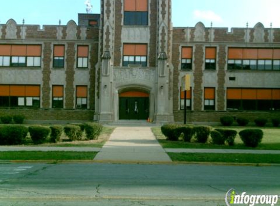 Washington Dul Language Academy - Maywood, IL