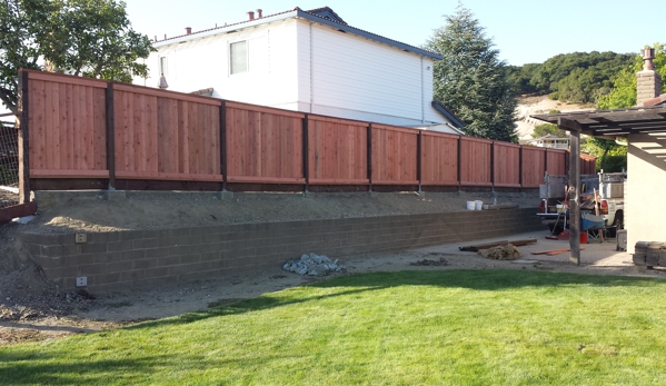 Alvarez Landscaping & Fencing