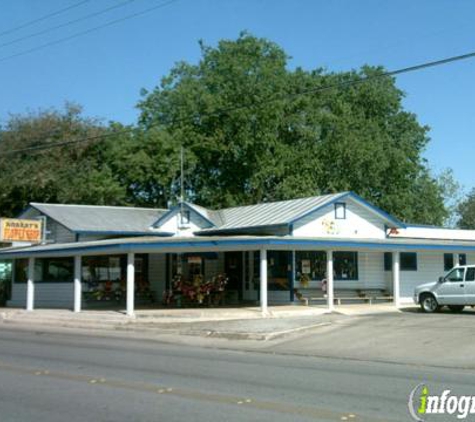 Robert's Flower Shop - San Antonio, TX