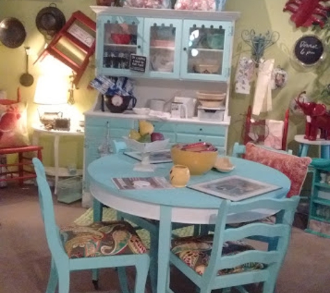 Coastal Cottage Emporium - Panama City Beach, FL