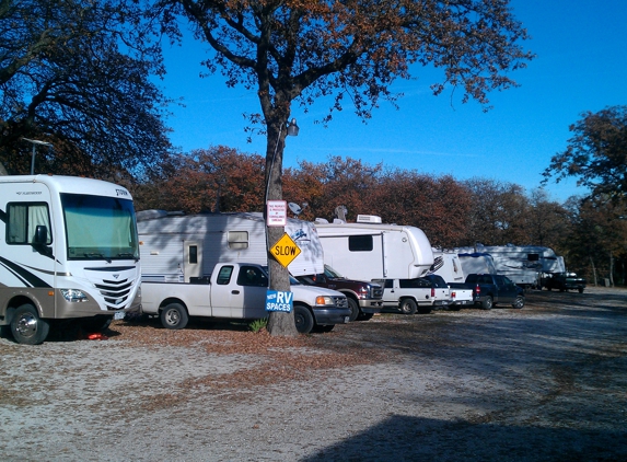 Live Oak RV Park - Azle, TX