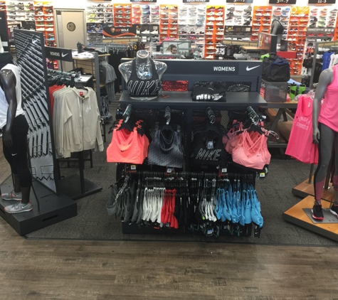 Hibbett Sports - Statesboro, GA