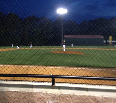 Mountain Brook High School - Mountain Brk, AL