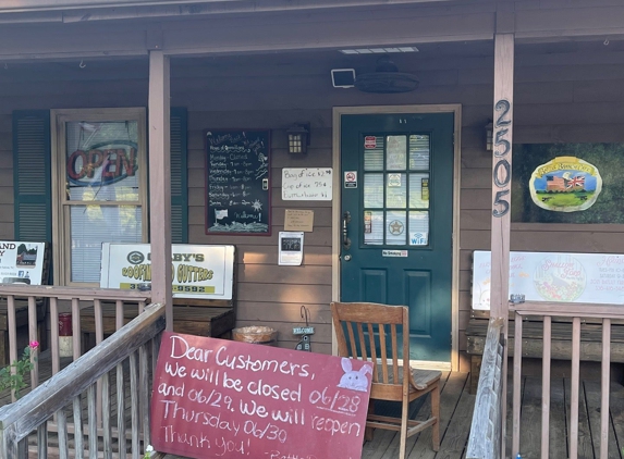 Battle Branch Cafe - Yadkinville, NC