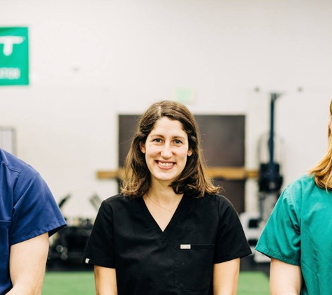 Glackin Physiotherapy: Informative Physical Therapy and Recovery - Columbia, MD. Dr. Dan Bennett, Dr. Emily Selby, and Dr. Brendan Glackin.  Physical Therapists in Columbia, MD here to assist you.