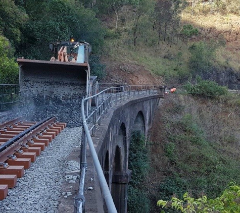 RJ's Earthworks - Gatton, QLD. Queensland Rail – 2013 Flood Repair