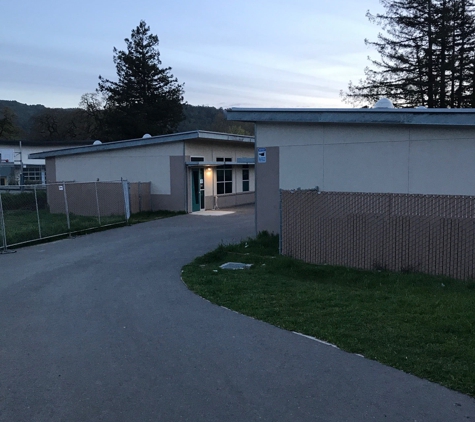 Brookside Elementary - San Anselmo, CA